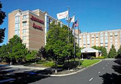 Downers Grove hotel, Chicago area hotel, hotels in Downers Grove IL, Downers Grove meeting facilities, Downers Grove event space
